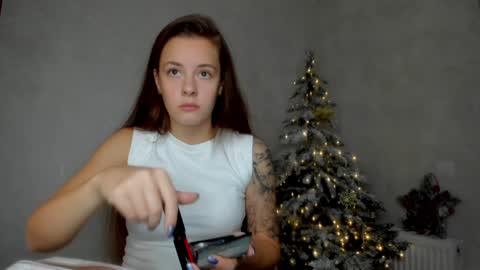 Snapshot of why_again_me chatting on December 2024 04:43:02 PM Veronica online show from December 2024 04:43:02 PM
