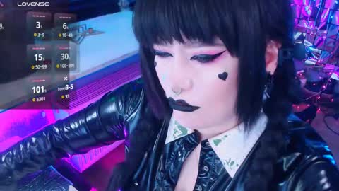 Laura  online show from February 2025 11:05:01 PM