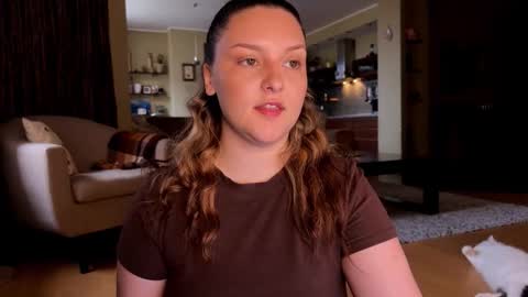 VI online show from October 2025 01:25:02 PM