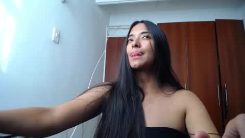 Snapshot of wifhot chatting on October 2025 07:27:01 PM Ilauren online show from October 2025 07:27:01 PM
