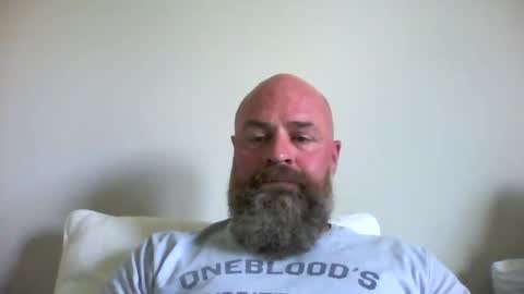 wil1565 online show from September 2025 07:35:01 PM