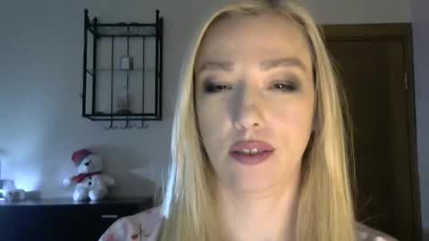 Alina online show from February 2025 11:31:02 AM