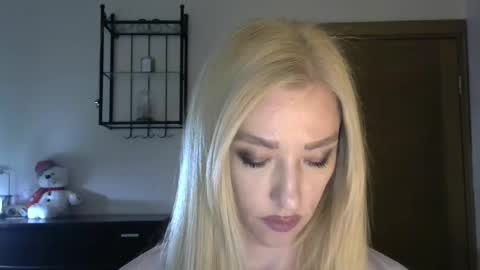 Alina online show from March 2025 11:47:02 AM