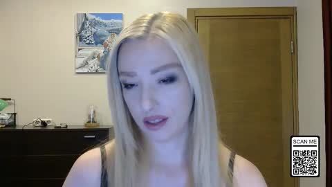 Alina online show from September 2025 12:50:02 PM