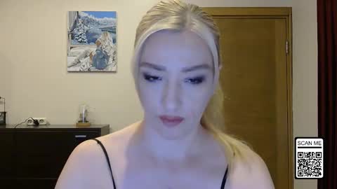 Alina online show from September 2025 01:05:01 PM