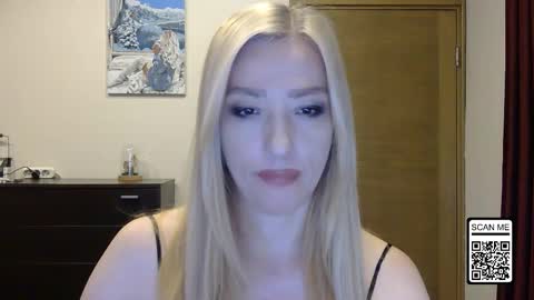 Alina online show from October 2025 01:31:01 PM