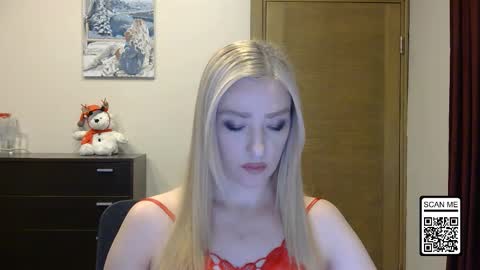 Alina online show from December 2025 01:28:02 PM