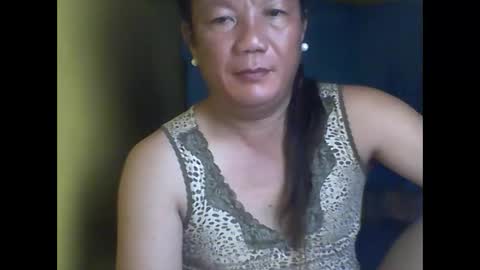 wild_sunflower11 online show from October 2025 01:46:02 PM