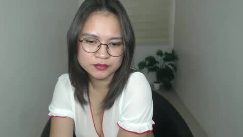 Arden online show from December 2025 03:38:02 PM