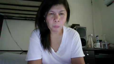 Snapshot of wildbrownchick69 chatting on February 2025 04:48:01 AM WildChick online show from February 2025 04:48:01 AM