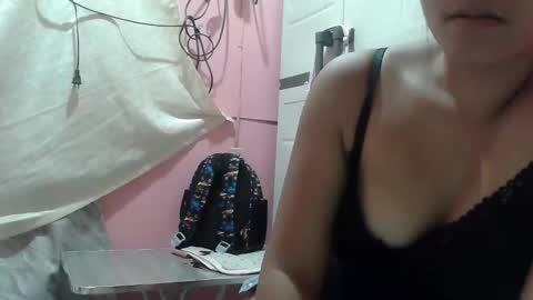 wildchilly_pearl19 online show from November 2025 12:09:02 AM