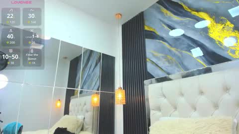 wild online show from October 2025 02:03:02 AM