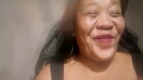 wildveron_205 online show from November 2025 11:43:01 AM