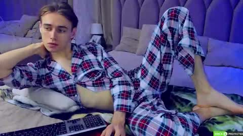 William online show from September 2025 03:08:02 AM