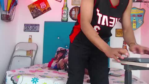 willians__ online show from March 2025 02:36:01 AM