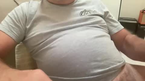 willieb777 online show from October 2025 02:23:02 PM