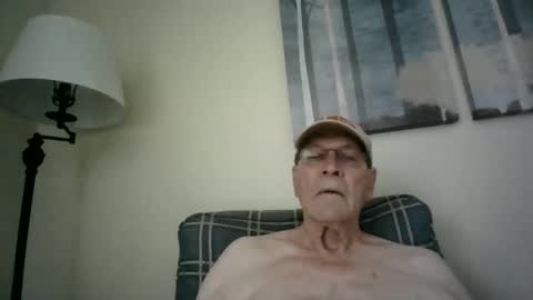 Snapshot of willnedoher chatting on December 2024 05:02:01 PM Willhedoher online show from December 2024 05:02:01 PM