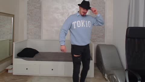 WilsonJules online show from January 2025 02:04:01 PM