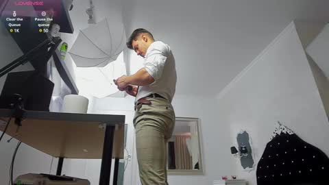 WilsonJules online show from February 2025 05:53:02 PM