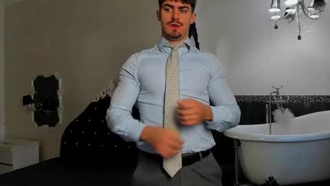 WilsonJules online show from November 2025 05:17:01 AM