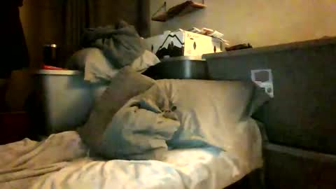 wingnutt765733 online show from March 2026 06:41:03 AM