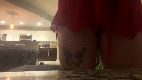 Snapshot of winterraynee chatting on November 2025 03:38:01 AM Winter rayne online show from November 2025 03:38:01 AM