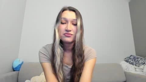 Snapshot of wiseenoughlamb chatting on March 2026 07:09:01 PM Asylai but you can call me Aila online show from March 2026 07:09:01 PM
