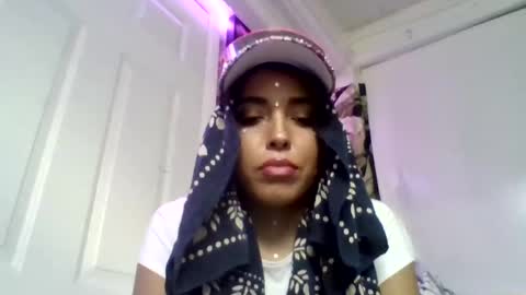 Snapshot of wisephlsphriii chatting on November 2025 09:48:01 PM wisephlsphriii online show from November 2025 09:48:01 PM