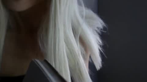 WishGoddes online show from October 2025 03:12:01 PM