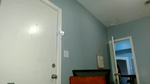 Snapshot of wishhwashy22 chatting on December 2024 05:00:01 PM Chanel online show from December 2024 05:00:01 PM