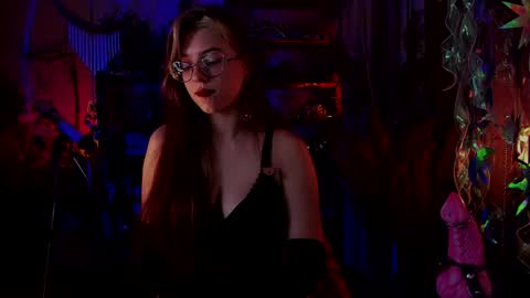 Goddess of two strapons  - Mr. long Don Mr. Pinky online show from December 2024 06:52:02 PM