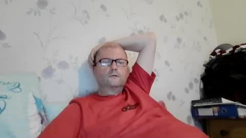 wobble444 online show from August 2026 10:36:02 PM