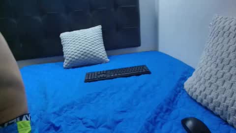  W O L F  online show from February 2025 11:14:02 AM