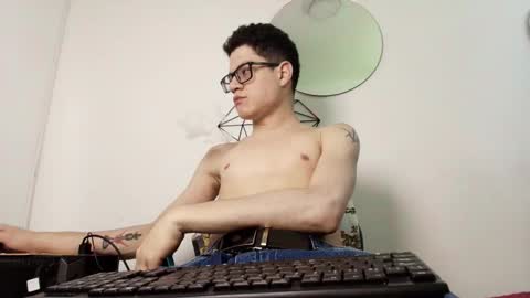  W O L F  online show from September 2025 11:33:02 AM