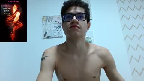  W O L F  online show from November 2025 10:59:01 AM