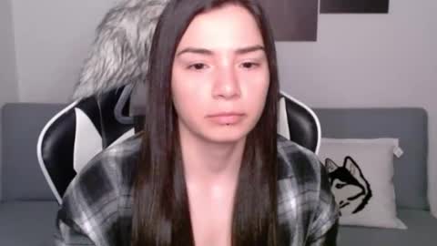 Snapshot of wolfs_daughter chatting on January 2025 04:16:02 AM Alex online show from January 2025 04:16:02 AM