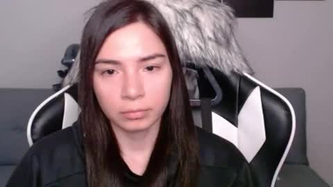 Snapshot of wolfs_daughter chatting on January 2025 02:22:02 AM Alex online show from January 2025 02:22:02 AM