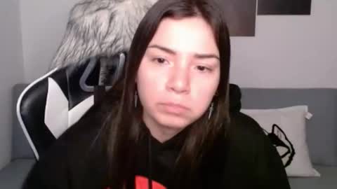 Snapshot of wolfs_daughter chatting on March 2025 01:42:02 AM Alex online show from March 2025 01:42:02 AM