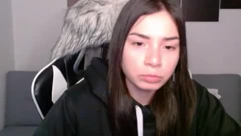 Snapshot of wolfs_daughter chatting on March 2025 02:12:02 AM Alex online show from March 2025 02:12:02 AM