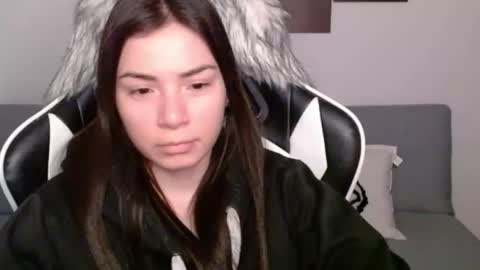 Snapshot of wolfs_daughter chatting on March 2025 01:04:01 AM Alex online show from March 2025 01:04:01 AM