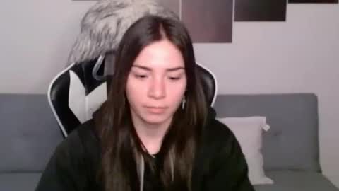 Snapshot of wolfs_daughter chatting on March 2025 02:09:02 AM Alex online show from March 2025 02:09:02 AM