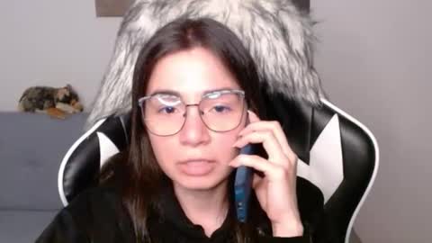 Snapshot of wolfs_daughter chatting on February 2026 02:53:01 AM Alex online show from February 2026 02:53:01 AM