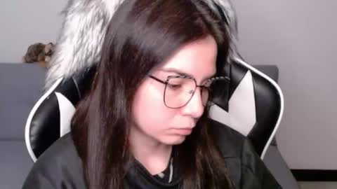 Snapshot of wolfs_daughter chatting on February 2026 02:23:01 AM Alex online show from February 2026 02:23:01 AM