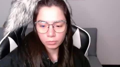 Snapshot of wolfs_daughter chatting on March 2026 01:55:02 AM Alex online show from March 2026 01:55:02 AM