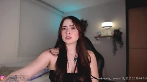   online show from January 2025 05:40:02 AM