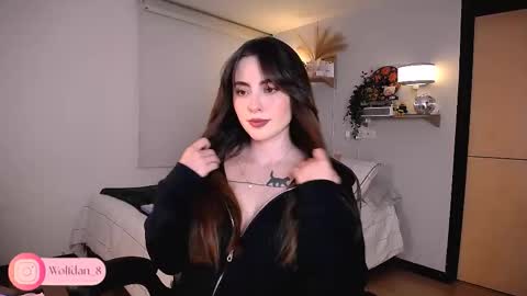   online show from September 2025 03:29:01 AM