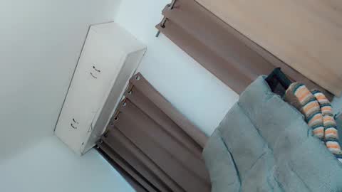 Jexie online show from October 2025 04:13:02 AM