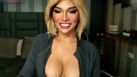 Julia online show from December 2025 09:16:02 AM