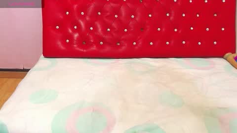   online show from November 2025 02:21:01 AM