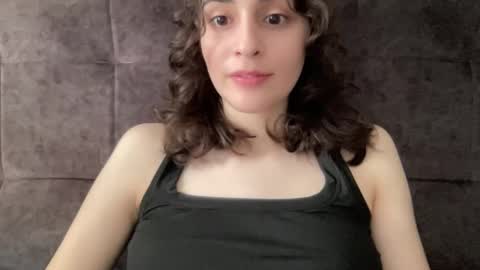 Snapshot of wonderland_stia chatting on September 2025 05:56:01 AM Stia online show from September 2025 05:56:01 AM